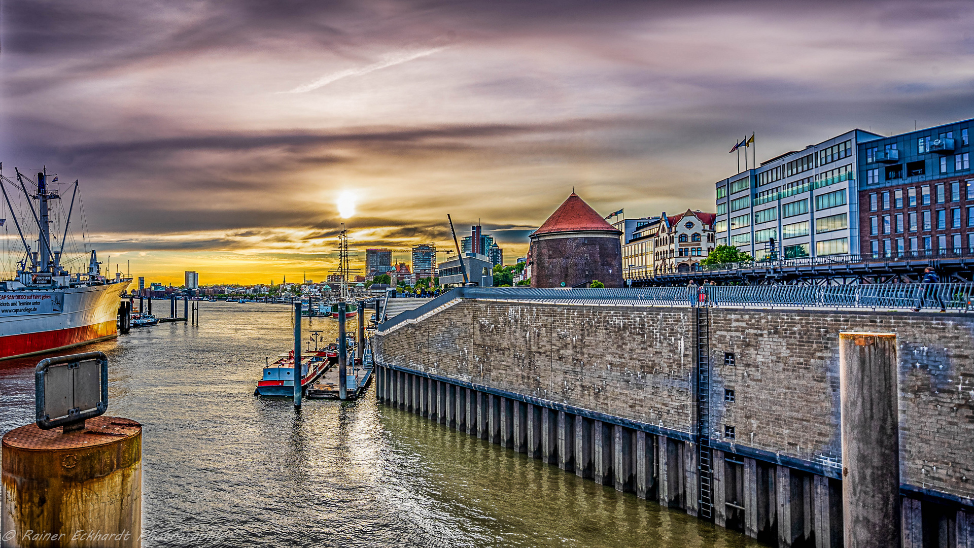 Blick von der Überseebrücke 