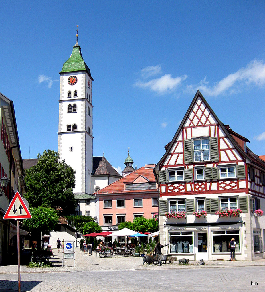 Blick von der Unterstadt aus nach oben, in die Oberstadt Wangen im Allgäu