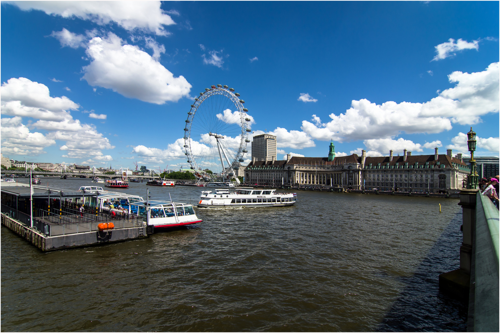 Blick von der Westminster Bridge 01