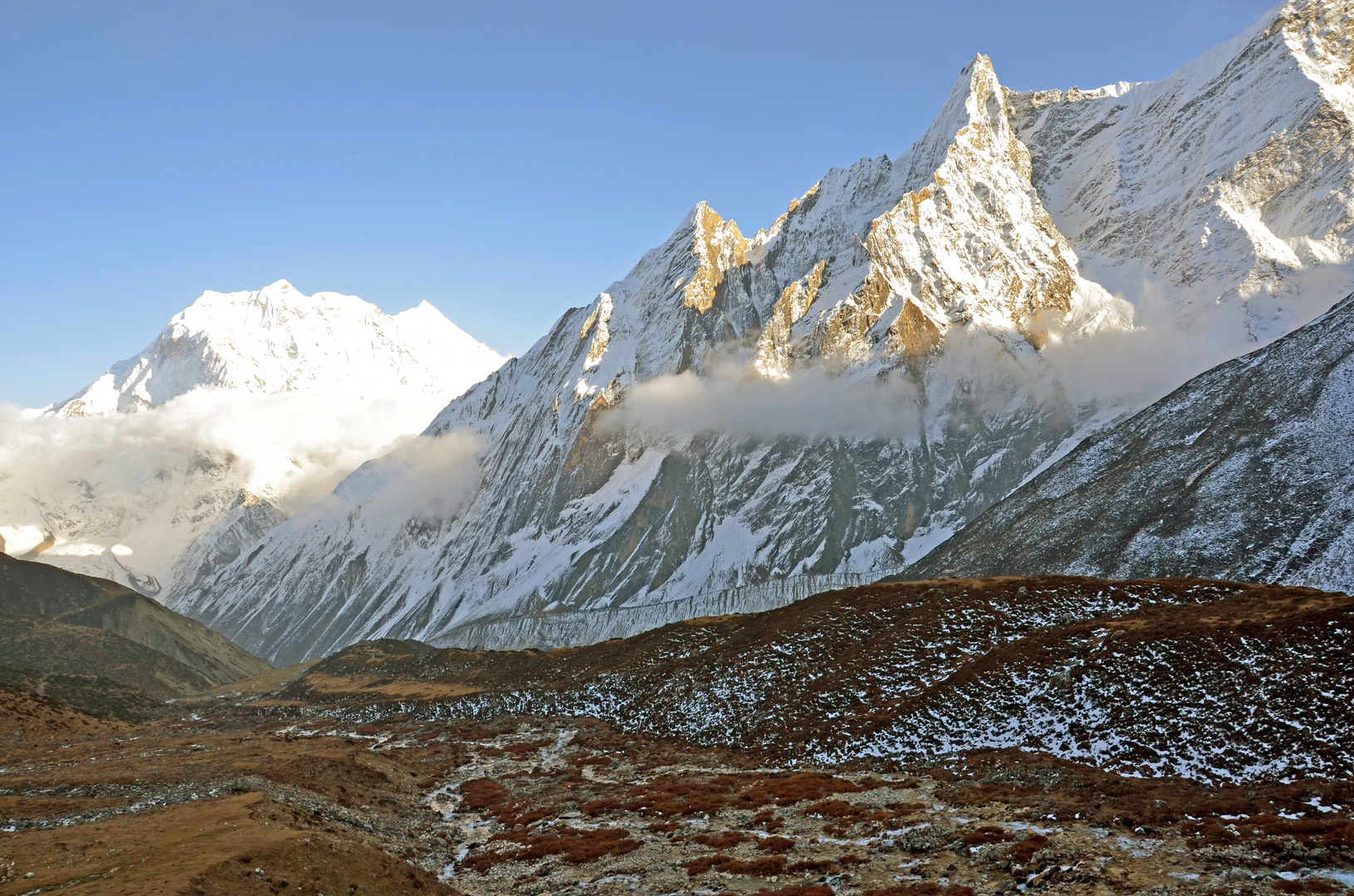 Blick von Dharamsala im Manaslu-Gebiet am Abend