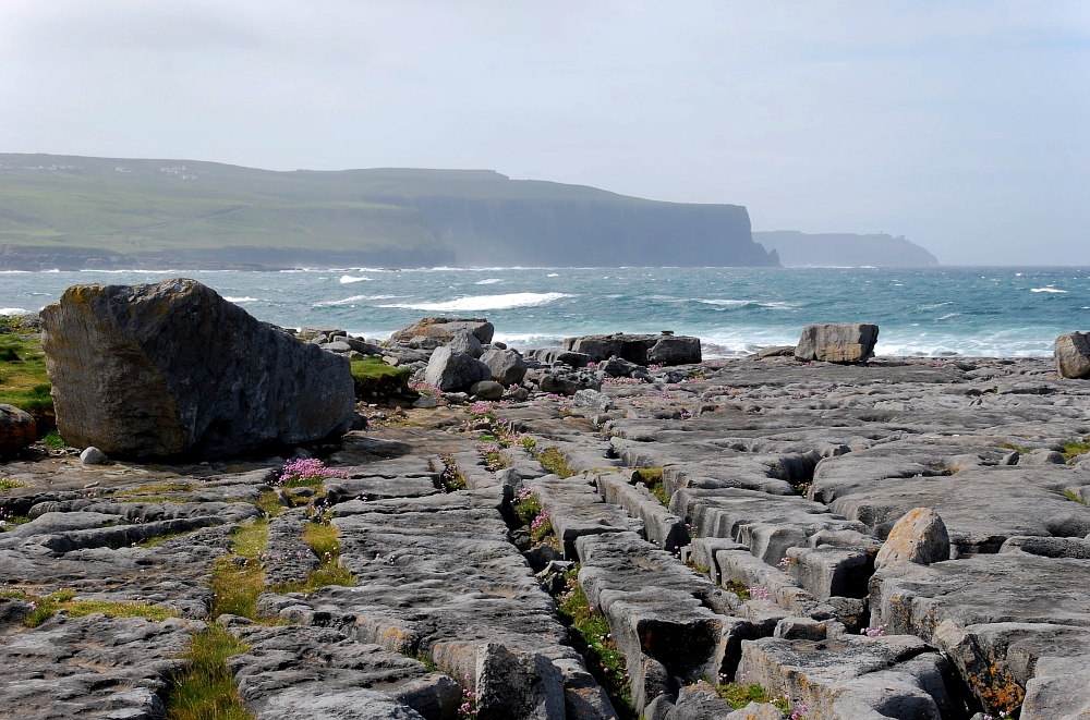 Blick von Doolin Pier in Richtung der berühmten Cliffs