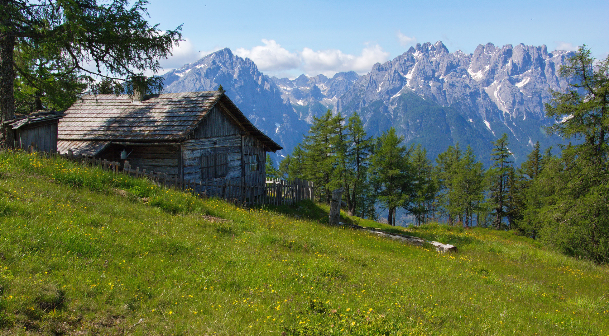 Blick von Ederplan auf die Lienzer Dolomiten in Osttirol