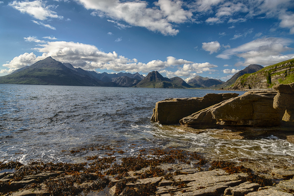 Blick von Elgol zu den Black Collins