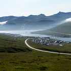 Blick von Eysturoy nach Streymoy_Brücke zwischen den Inseln