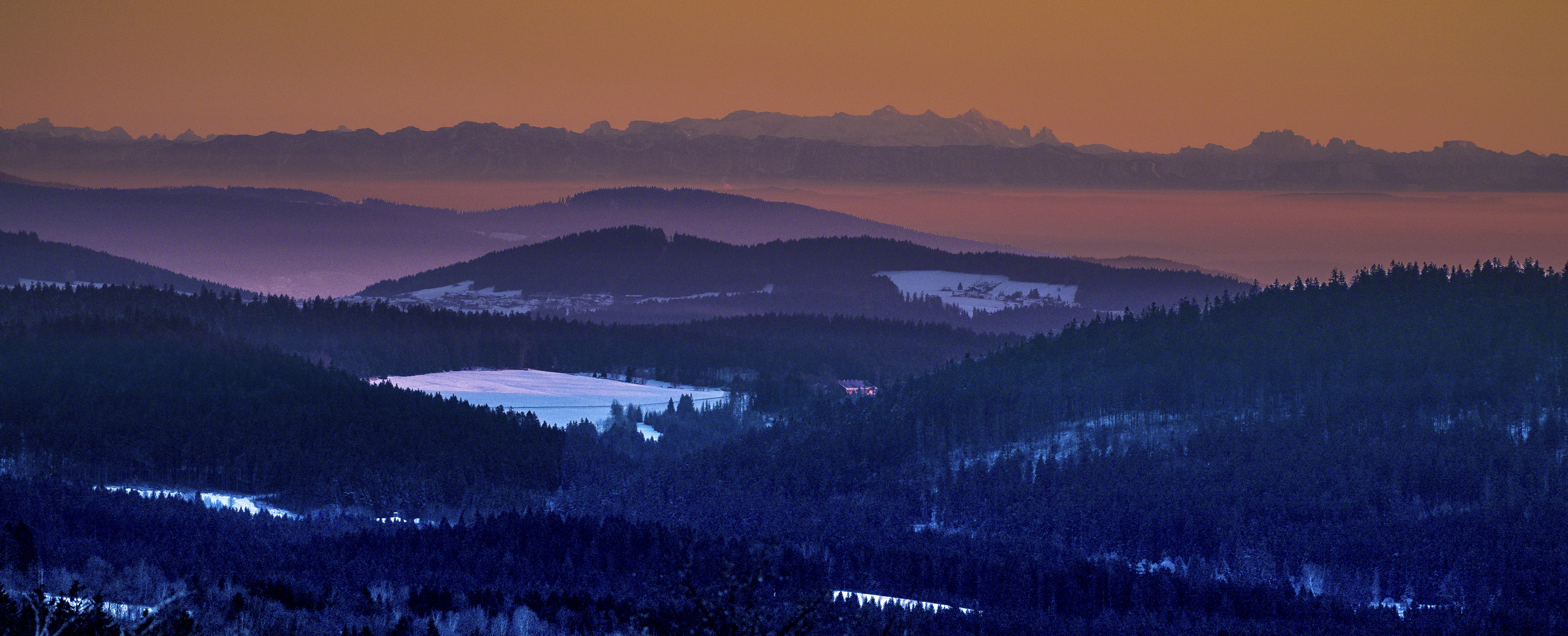 Blick von Finsterau auf die Alpen, ...