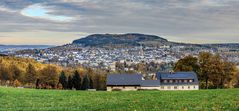 Blick von Frohnau auf das herbstliche Annaberg-Buchholz