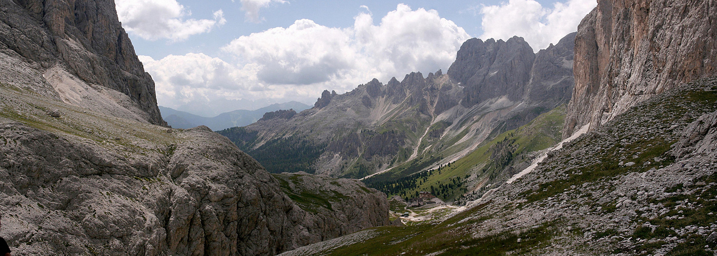 Blick von Grasleitenpass zum Rosengarten