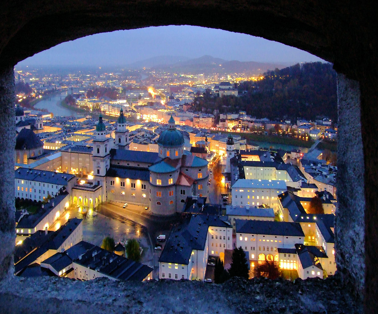 Blick von Hohensalzburg auf alte Mittenstadt