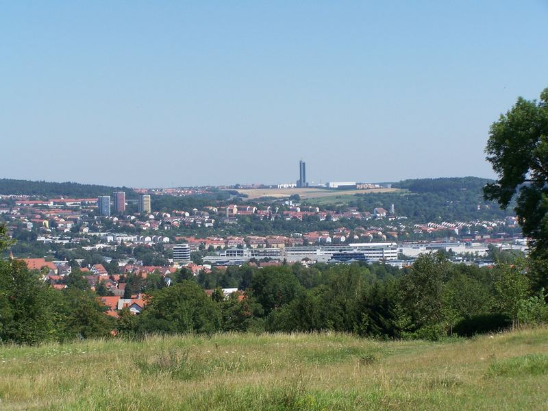 Blick von Kuhberg Richtung Höchsten Siloturm der Welt in Jungingen