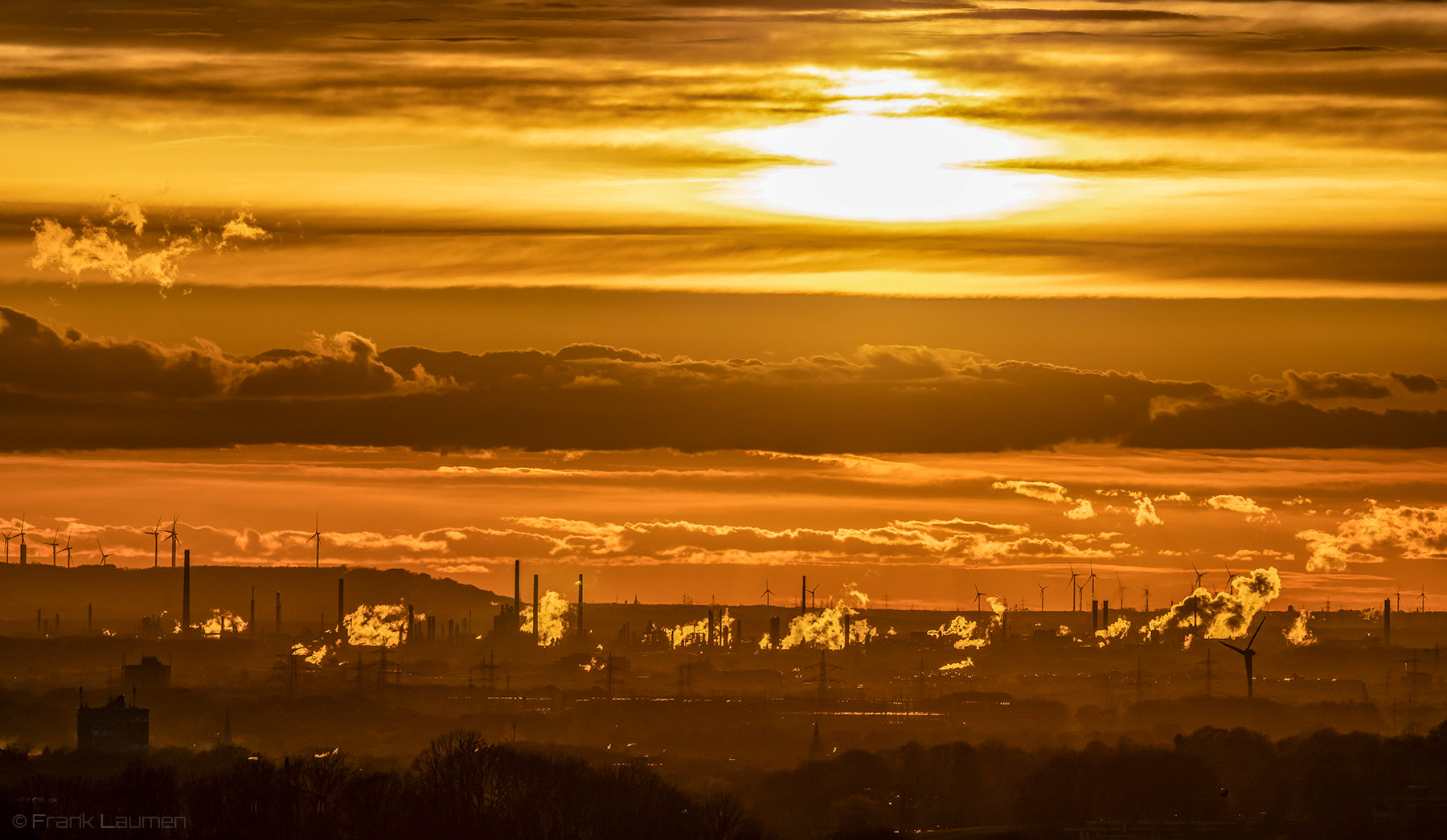 Blick von Leverkusen Kump ins Rheintal