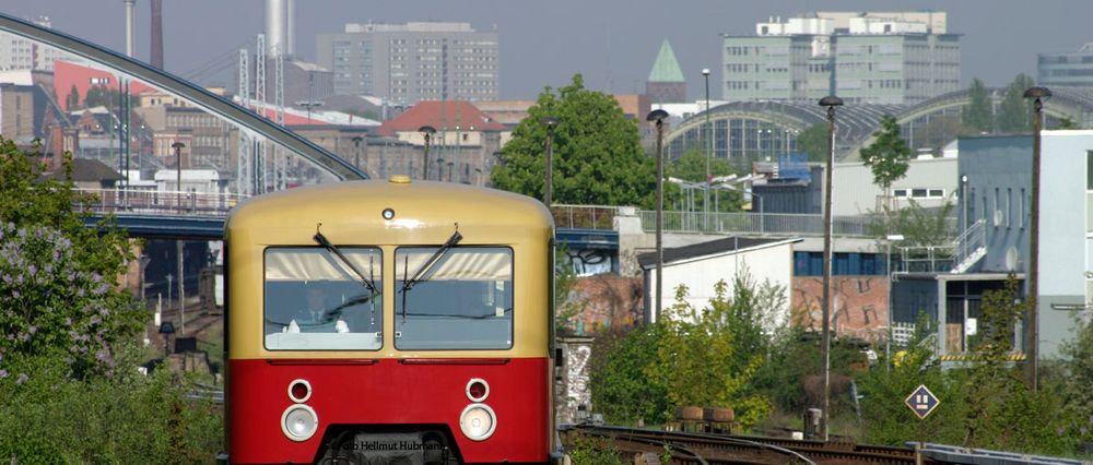 BLICK VON OSTKREUZ AUF DIE STADT