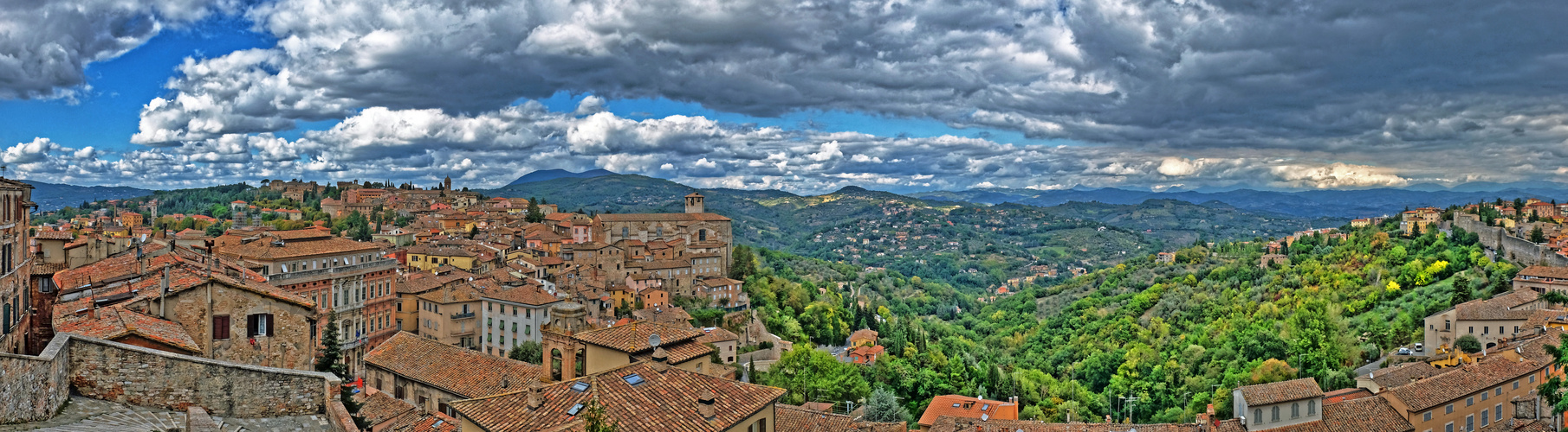 Blick von Perugia nach Umbrien
