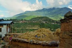 Blick von Rinchengang auf Wangdue Phodrang