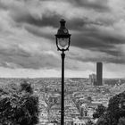 Blick von Sacre Coeur auf ein regnerisches Paris