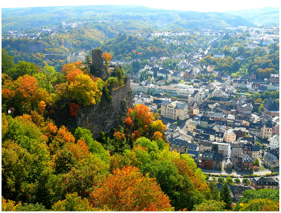 Blick von Schloss *OBERSTEIN* auf Idar-Oberstein