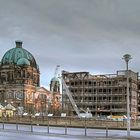 Blick von Schloßfreiheit zum Dom und Palast-Rest