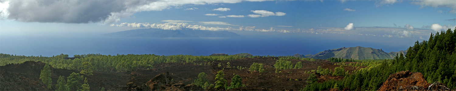 Blick von Teneriffa nach Gomera