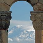 Blick von Zvartnos  auf den Ararat