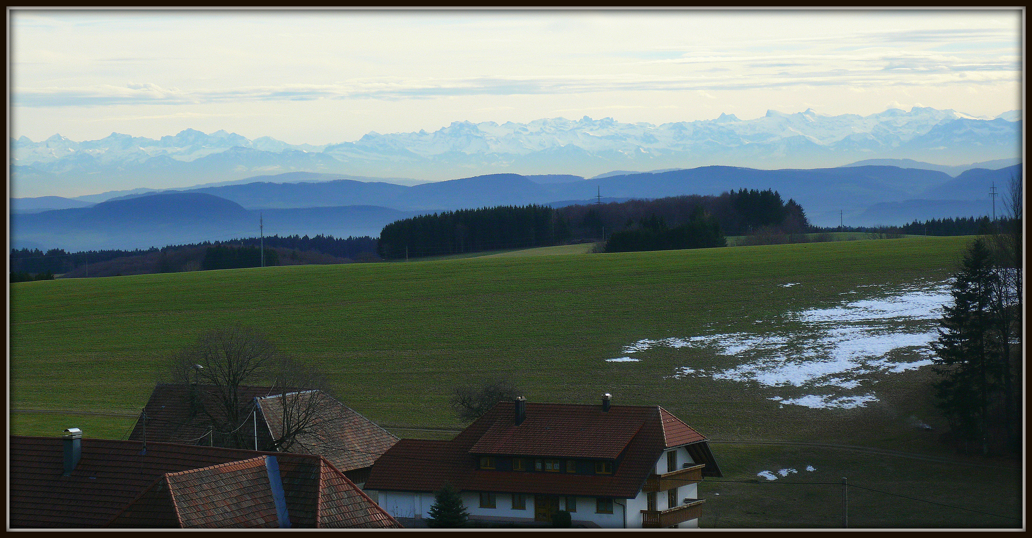 Blick zu den Schweizer Alpen