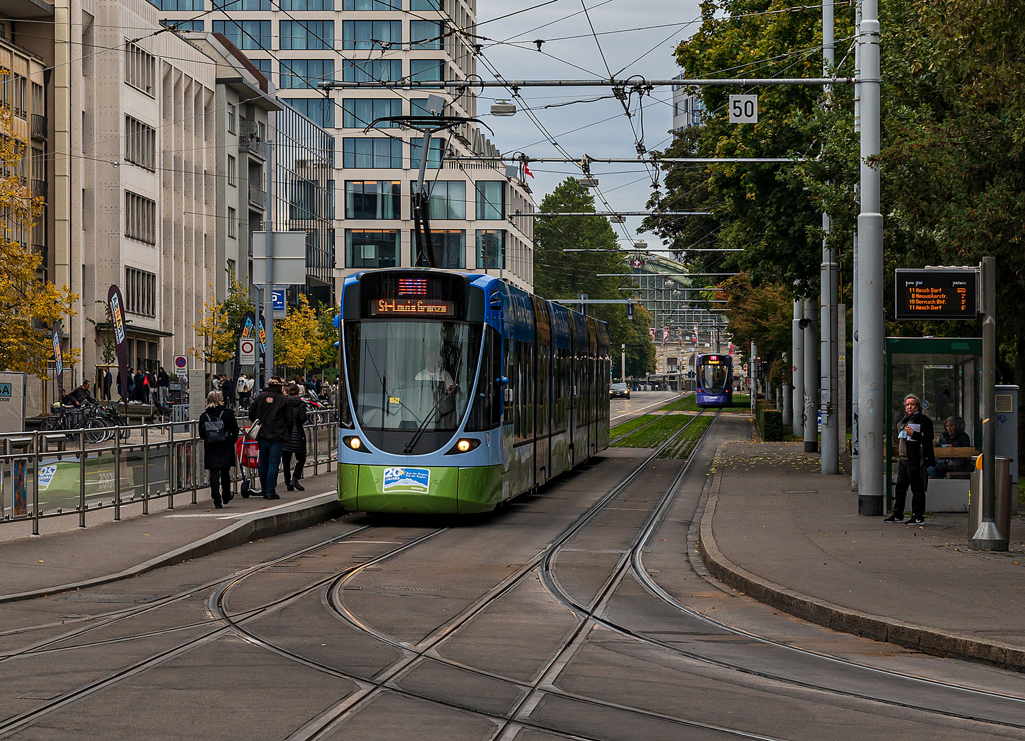 Blick zum Bahnhof SBB