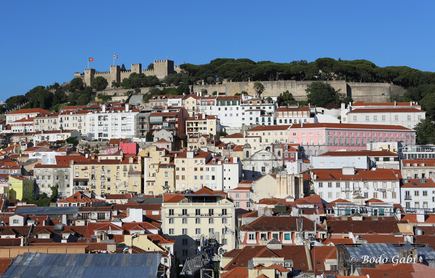 Blick zum Castelo de Sao Jorge