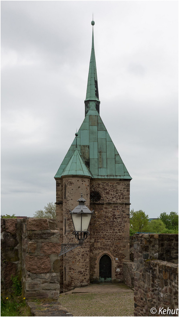 Blick zum Eingang der Magdalenenkapelle Magdeburg