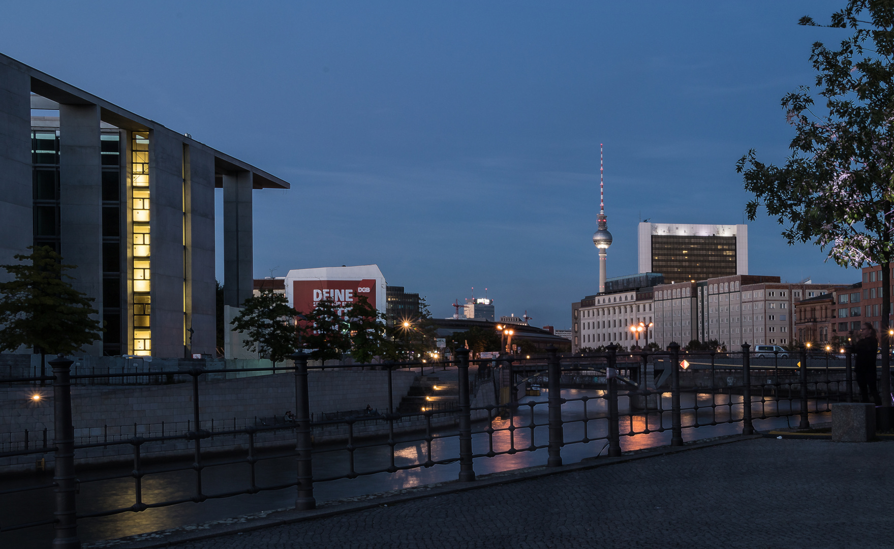 Blick zum Fernsehturm