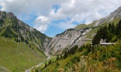 Blick zum Flexenpasstunnel…