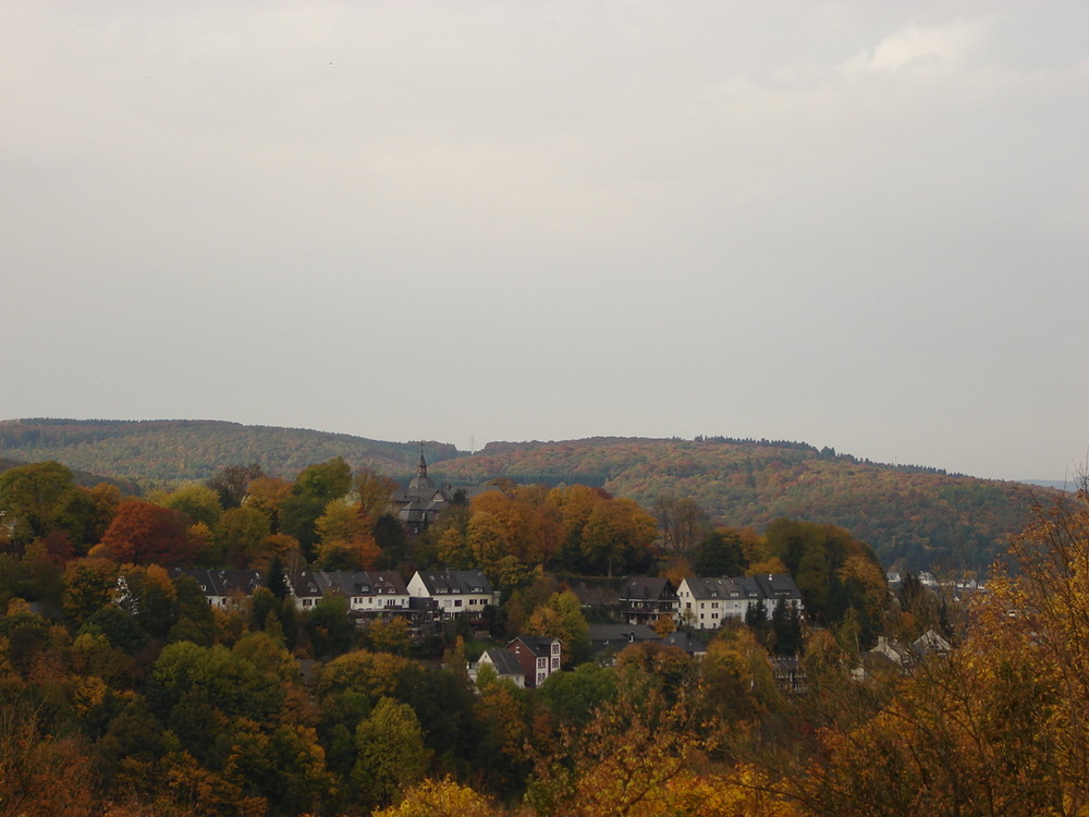 Blick zum "hersbtlichen" Oberen Schloß