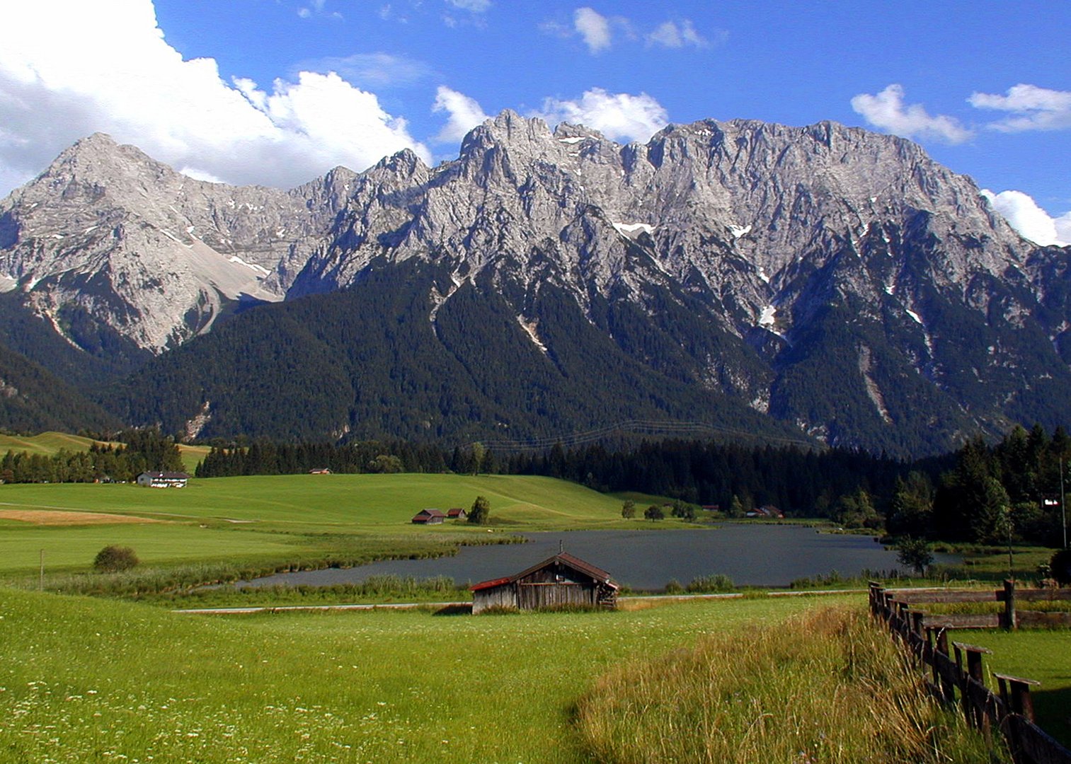 Blick zum Karwendelgebirge