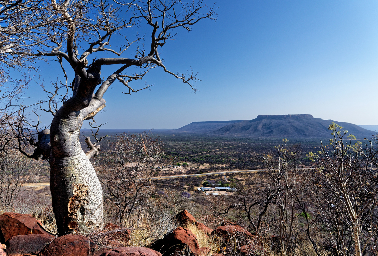 Blick zum Kleinen Waterberg, Namibia