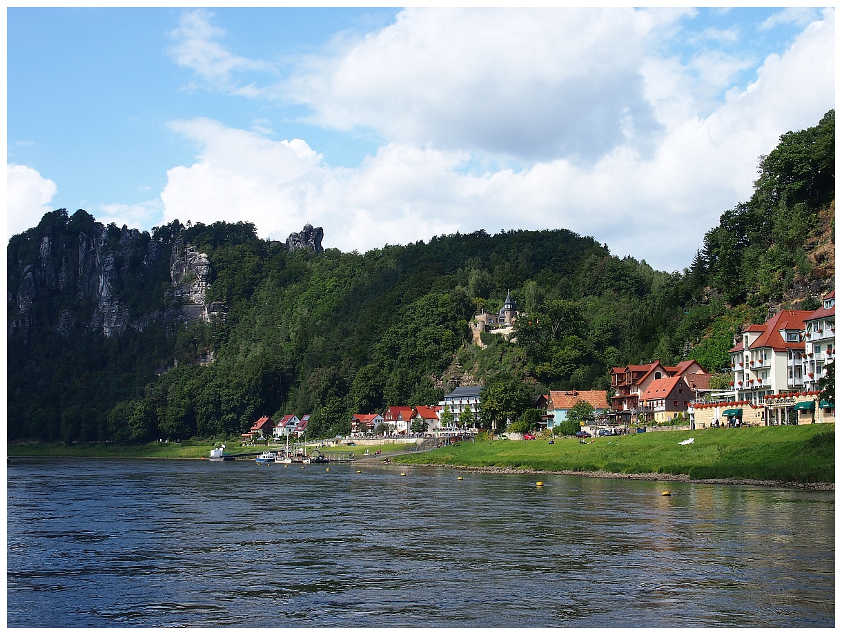 Blick zum Kurort Rathen