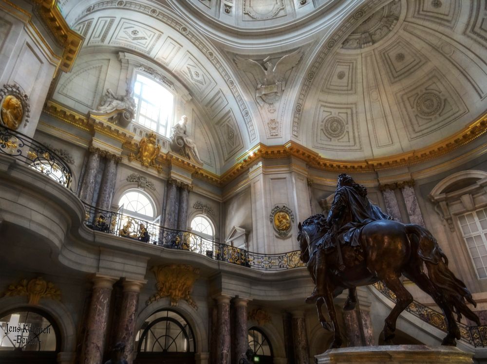 Blick zum Lieblings-Cafe im Bode-Museum Berlin