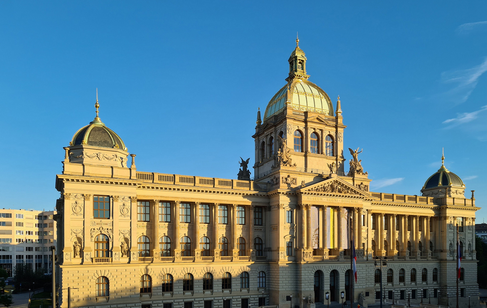 Blick zum Nationalmuseum