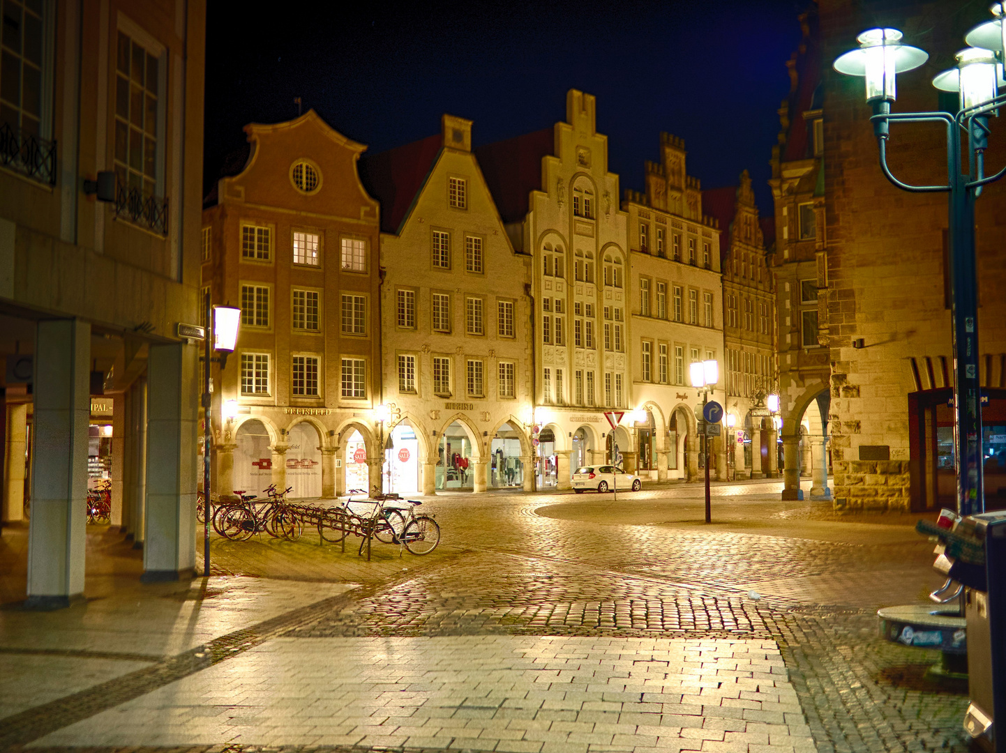 Blick zum Prinzipalmark bei Nacht