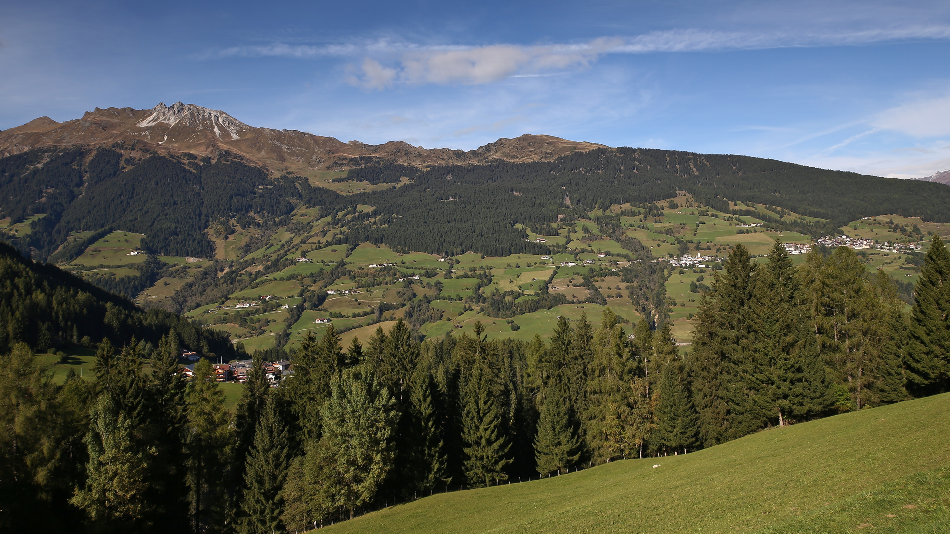 Blick zum Rosskopf und zum Telfer Weißen (2016_10_06_EOS 6D_108_ji)