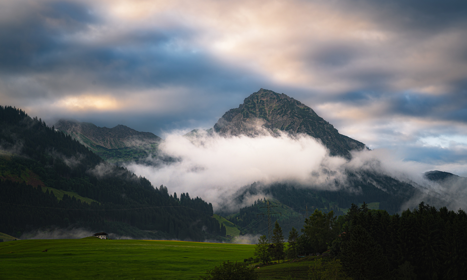 Blick zum Rubi Horn .. Morgens nach dem Gewitter