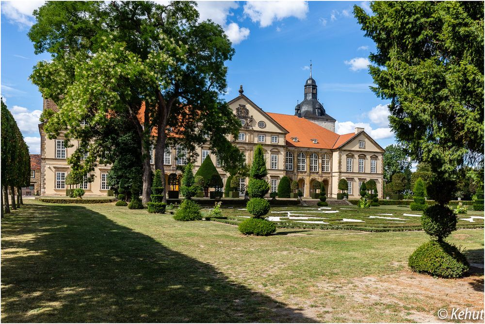 Blick zum Schloss Hundisburg