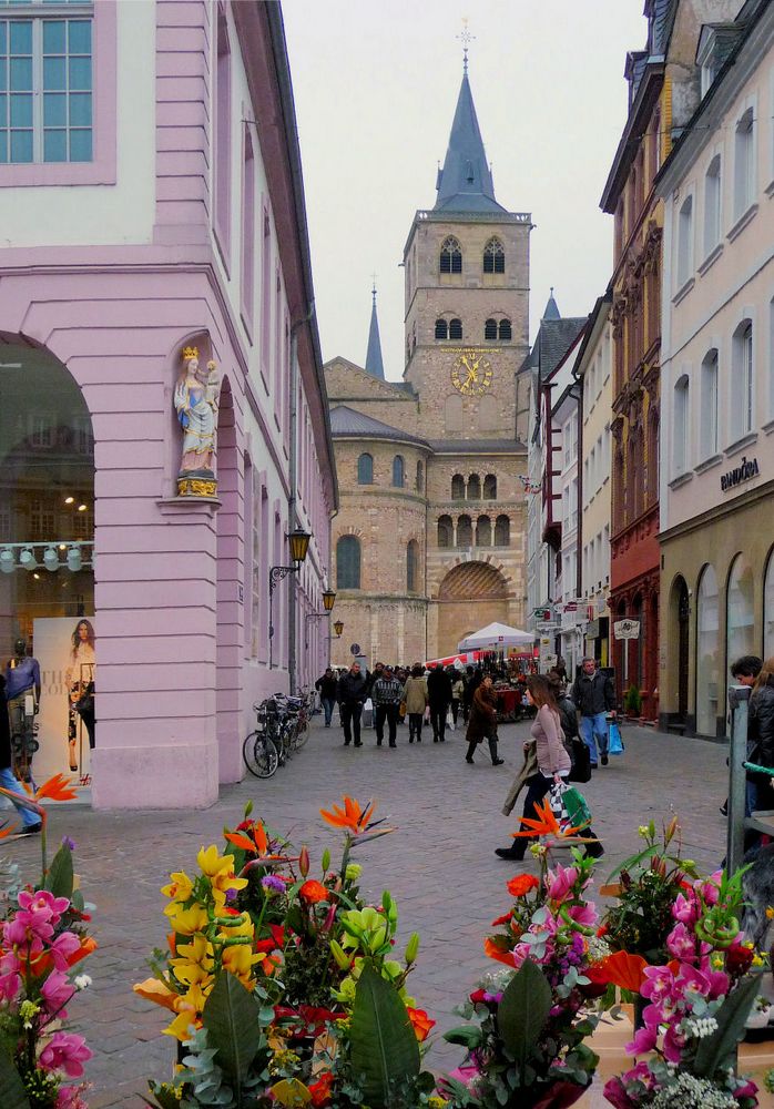 Blick zum Trierer Dom