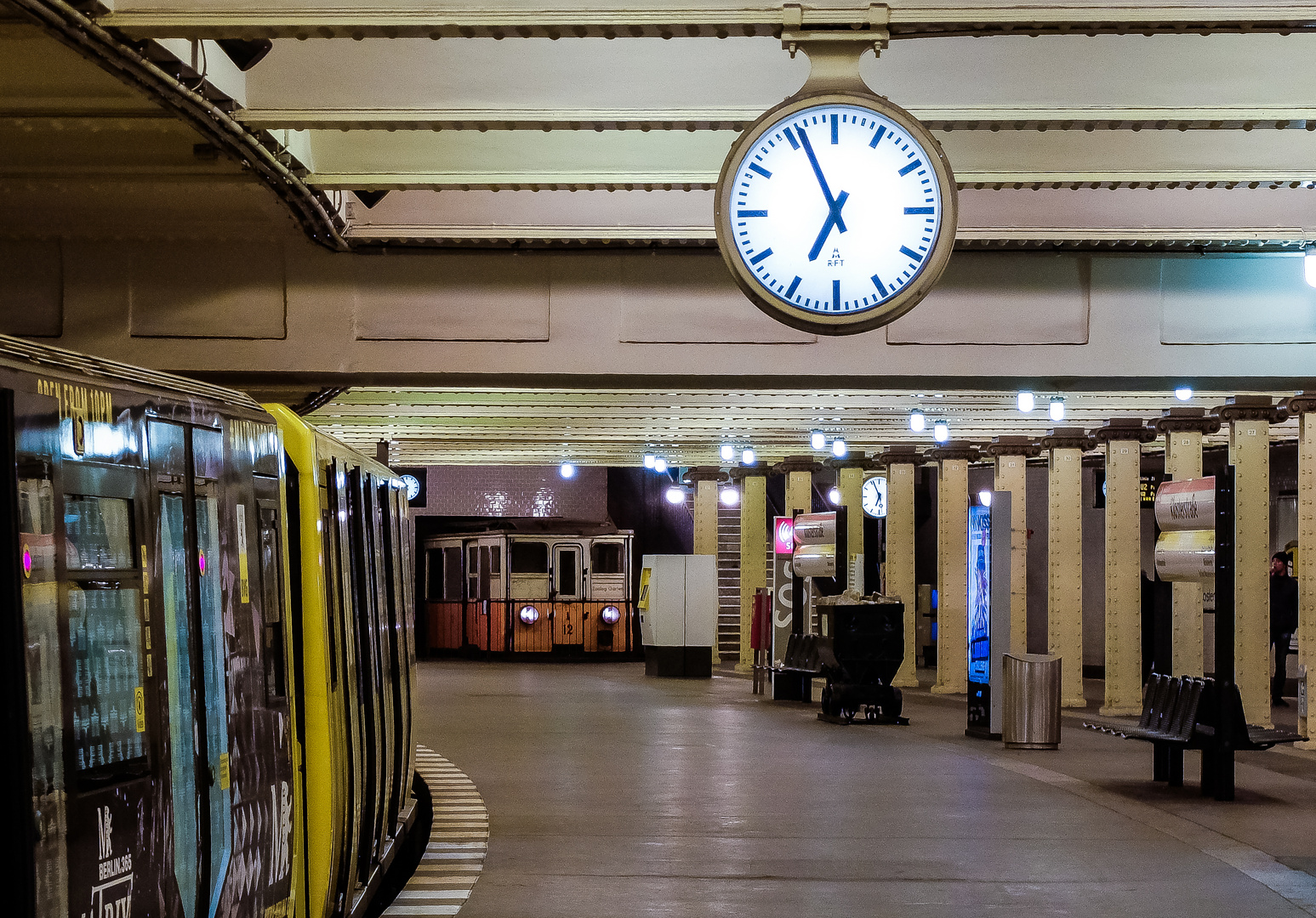 Blick zum Wagen Nr. 12