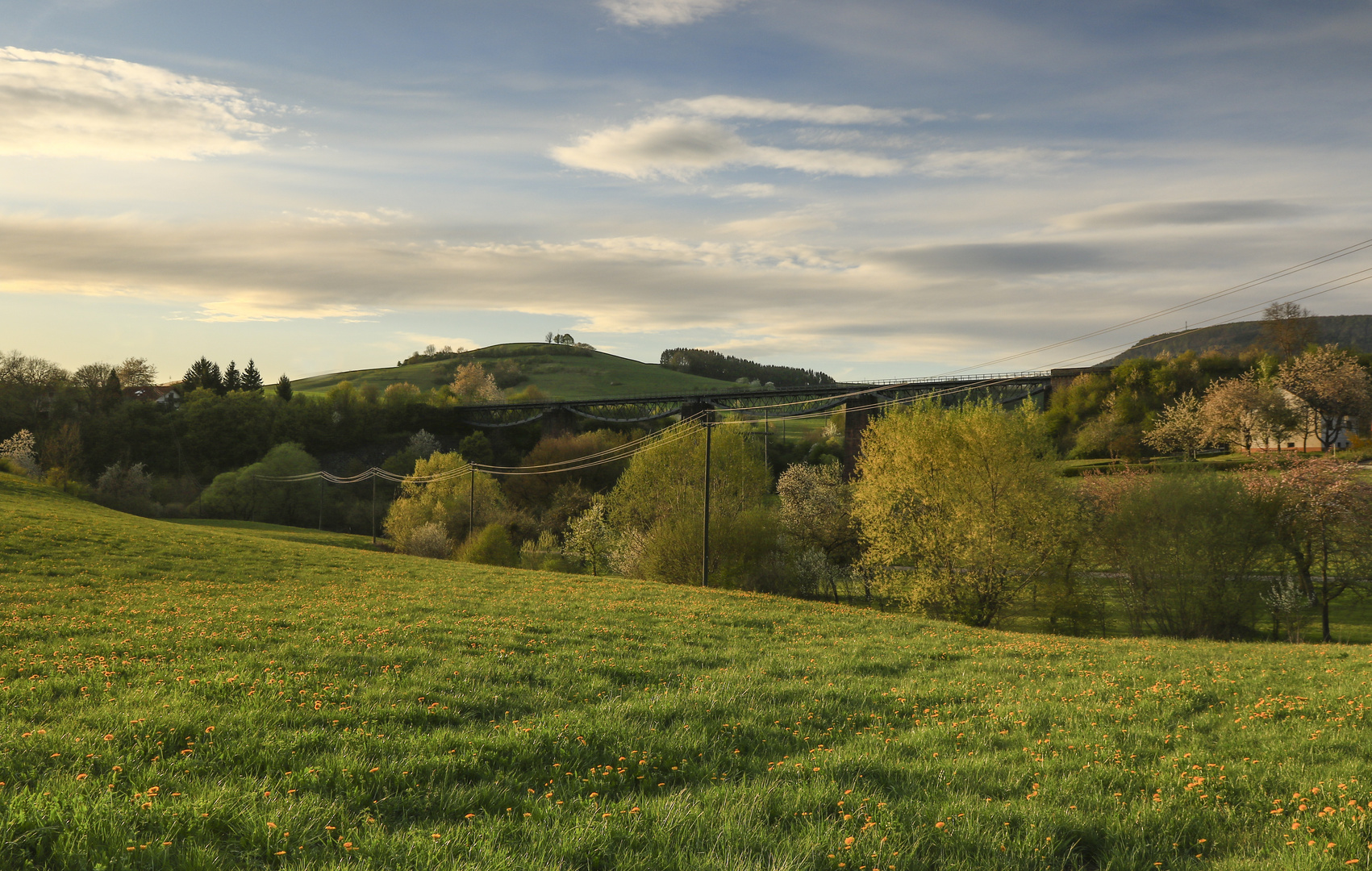 Blick zur alten Zugbrücke bei Fützen