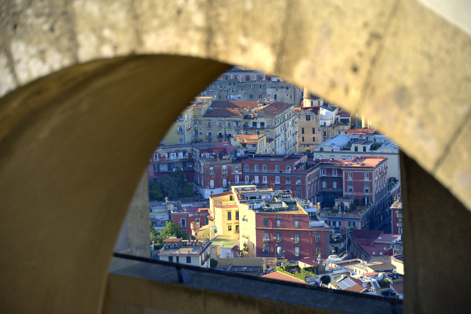 Blick zur Altstadt von Neapel