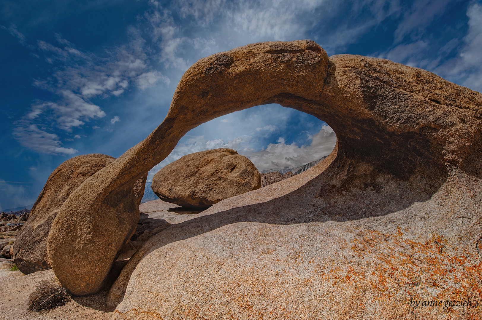 blick zur anderen seite des "mobius arch"