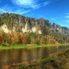 Blick zur Bastei an der Elbe