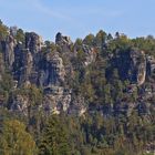 Blick zur Bastei von Rathen linkselbisch aus...