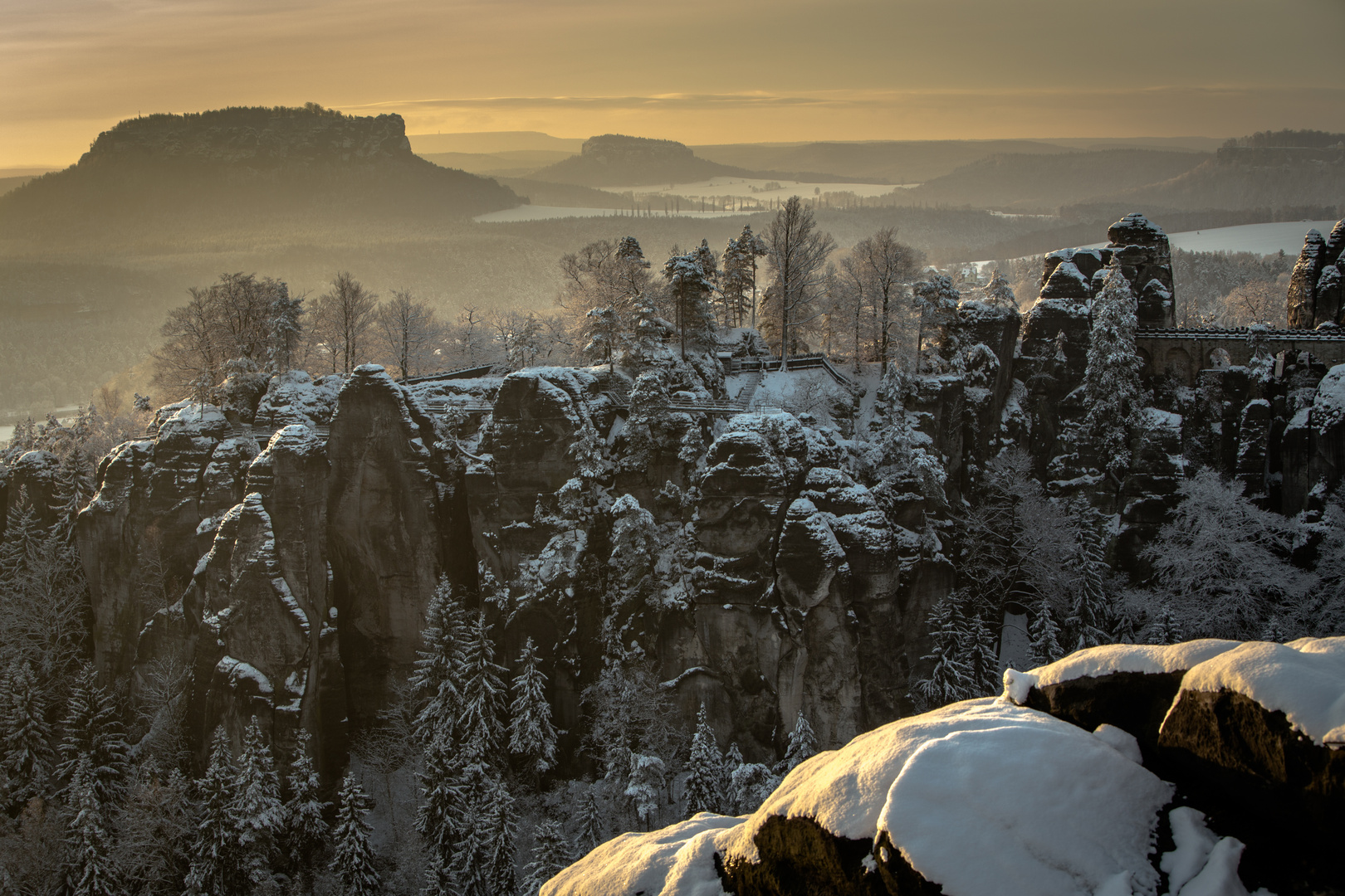 Blick zur Basteibrücke