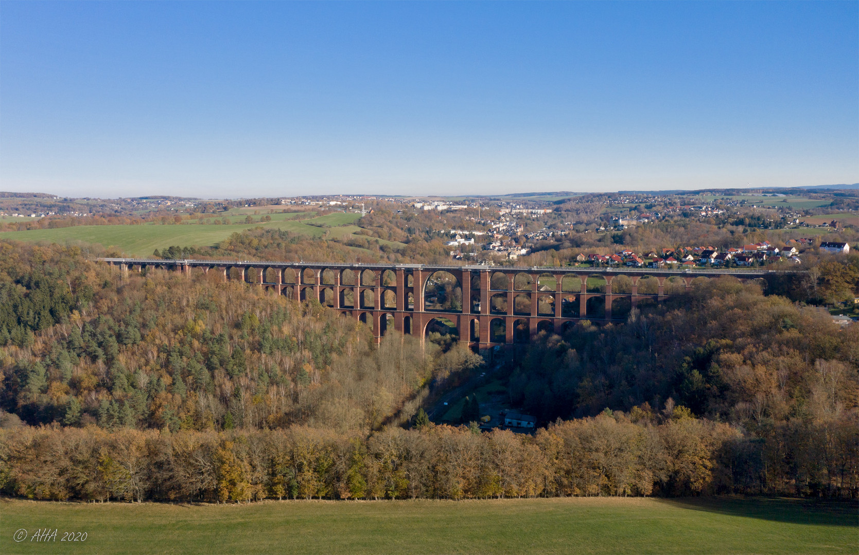 Blick zur Brücke