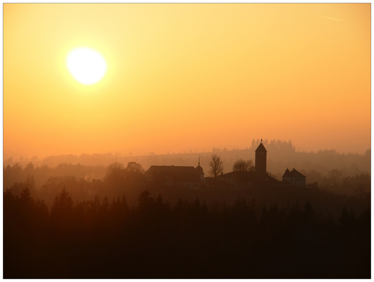 Blick zur Burg Lichtenberg