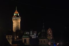 Blick zur Burg von der Lorenzkirche