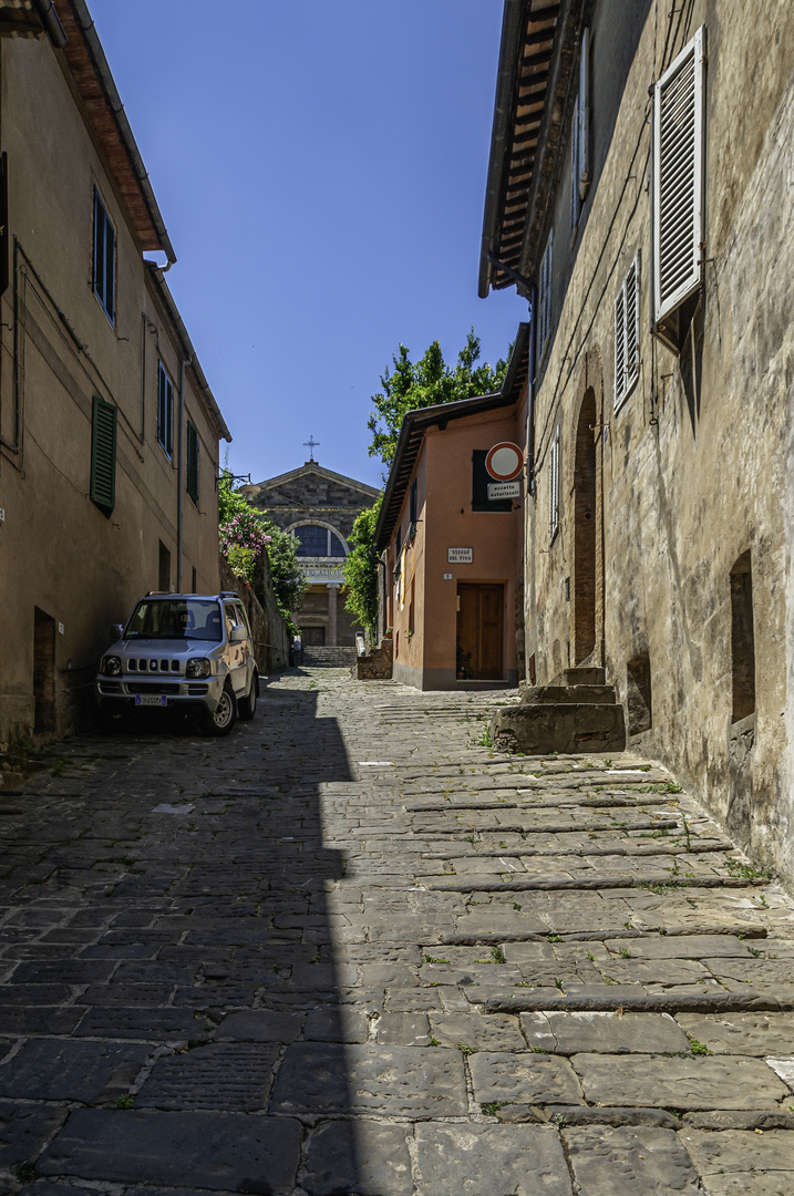 Blick zur Cattedrale del Santissimo Salvatore